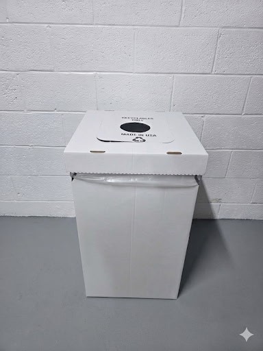 Trash container